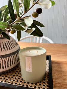 550g Ceramic XXL Candle